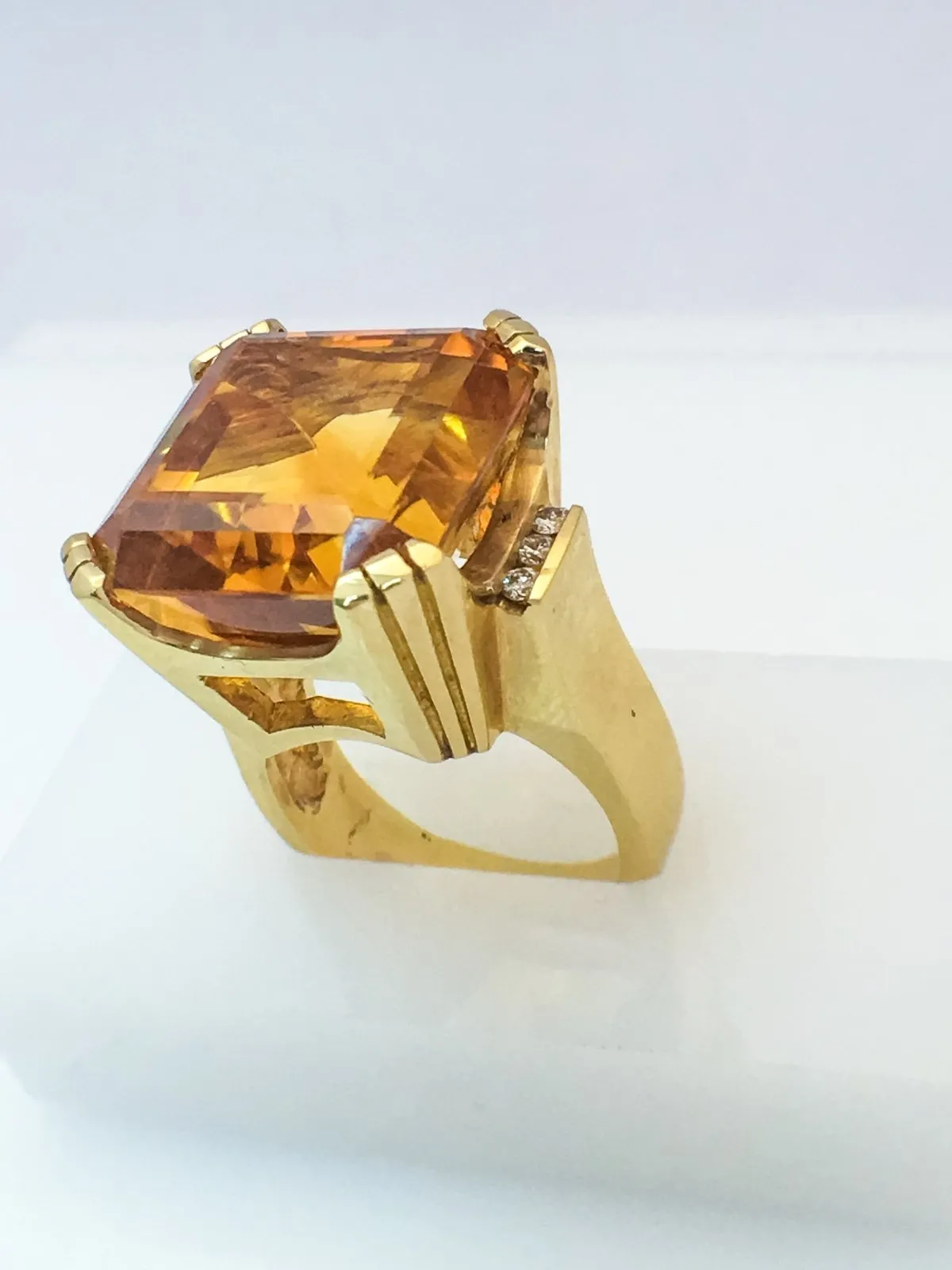 14K Yellow Gold Fashion Ring With Citrine Center Stone