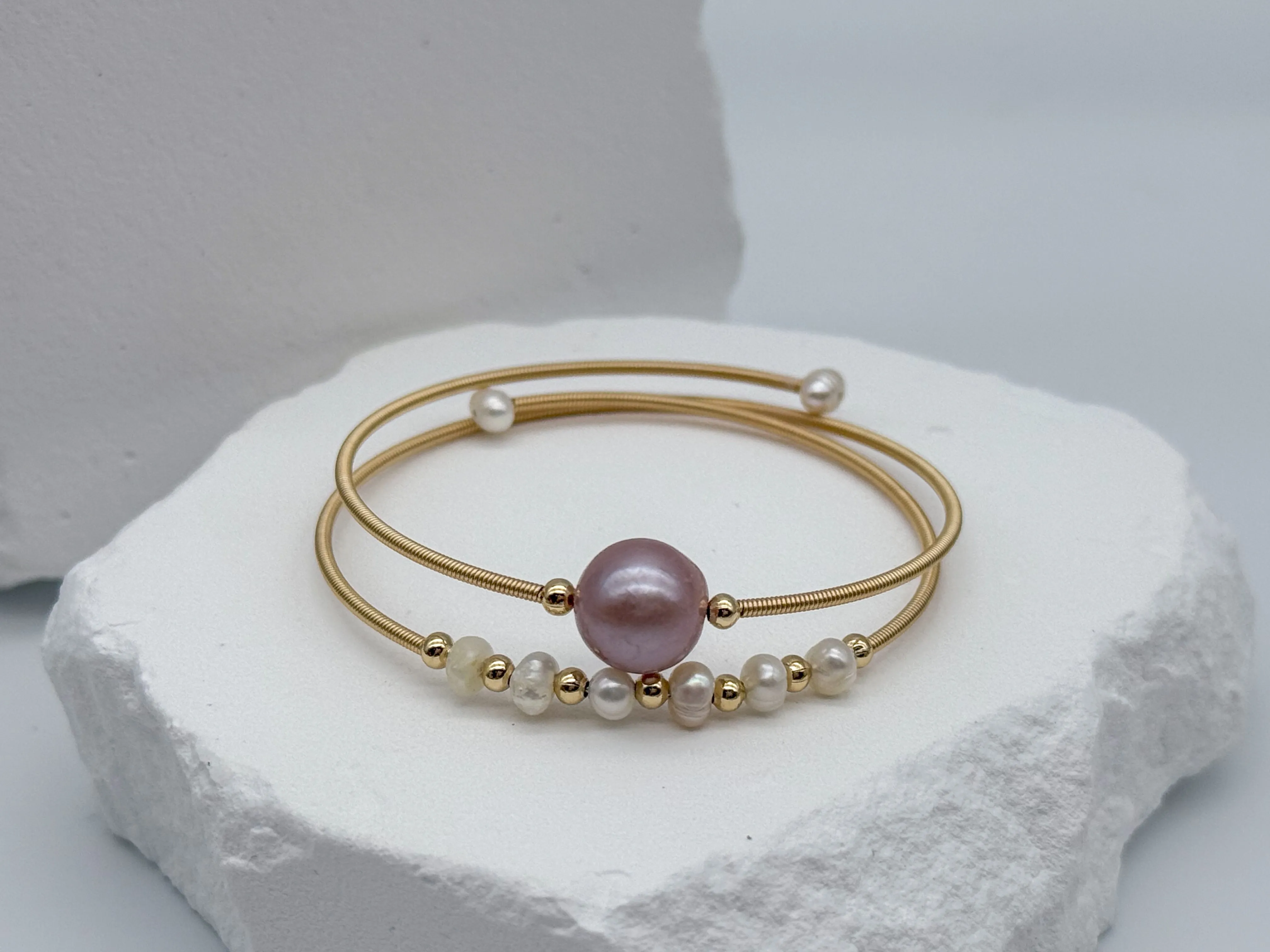5-9mm White and Pink Freshwater Pearl Bangle