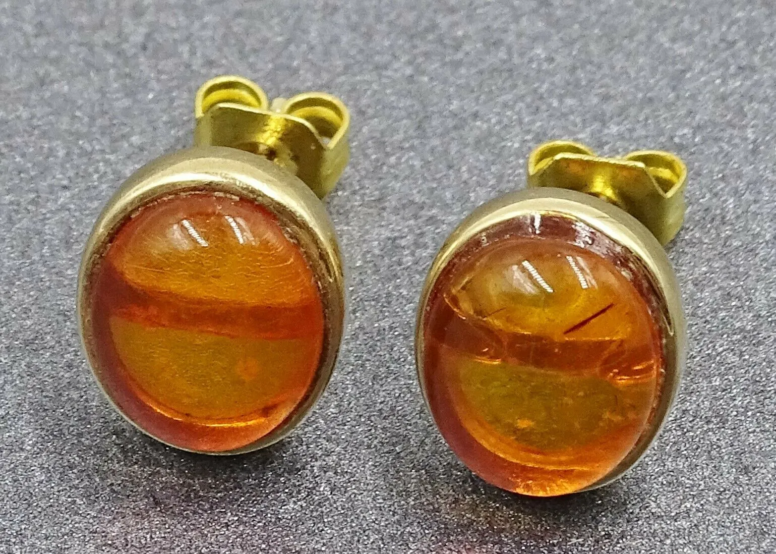 9ct Yellow Gold Amber Stud Earrings