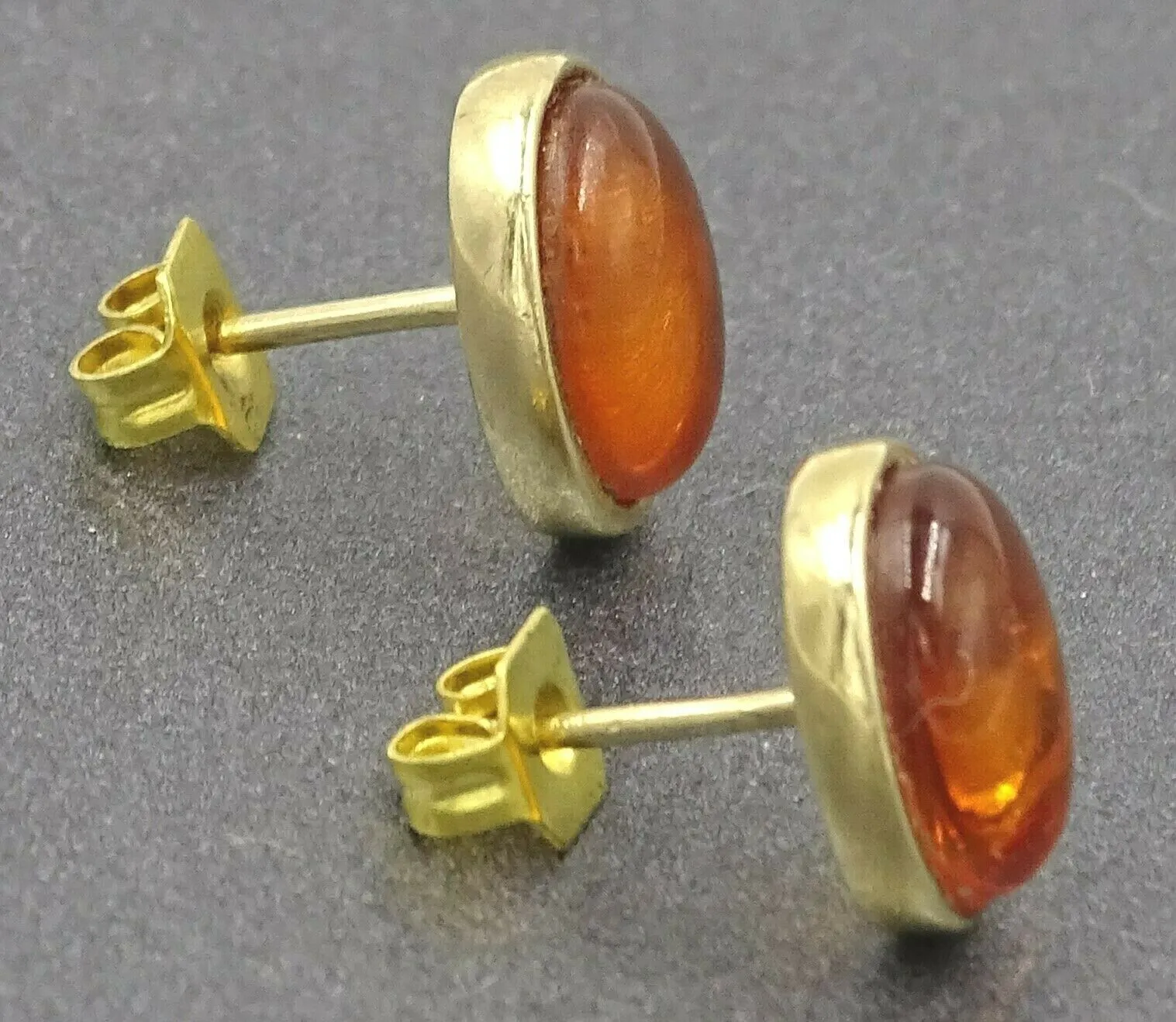9ct Yellow Gold Amber Stud Earrings