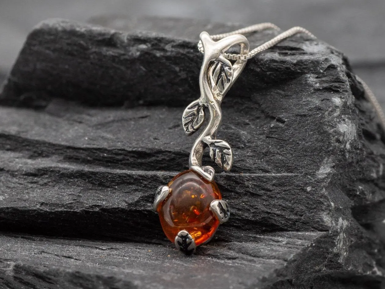 Amber Leaf Necklace - Natural Amber Pendant - Amber Vines Necklace