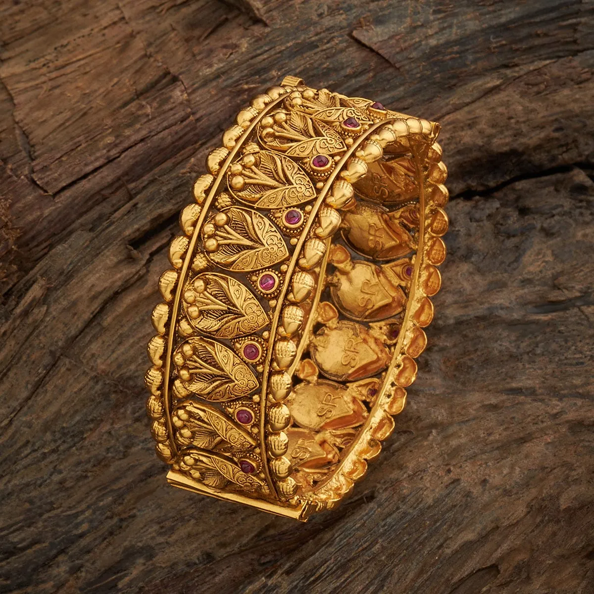 Antique Bangle 166016