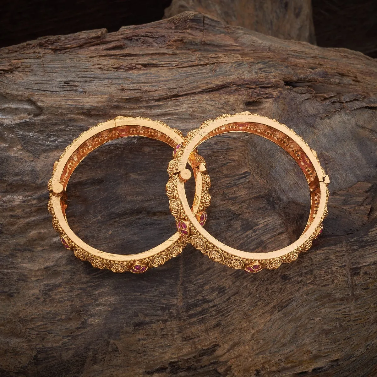 Antique Bangle 169549