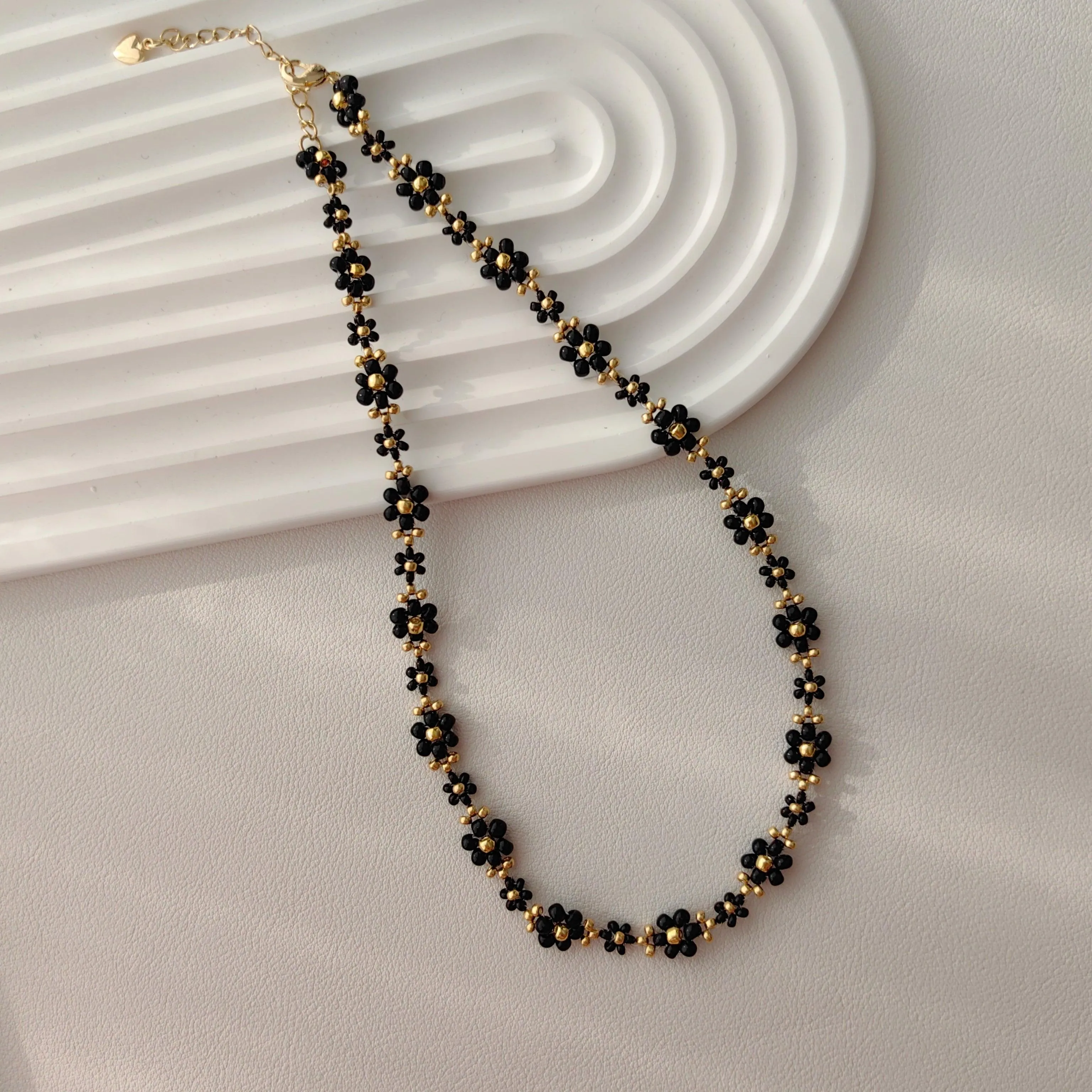 Black Daisy Necklace