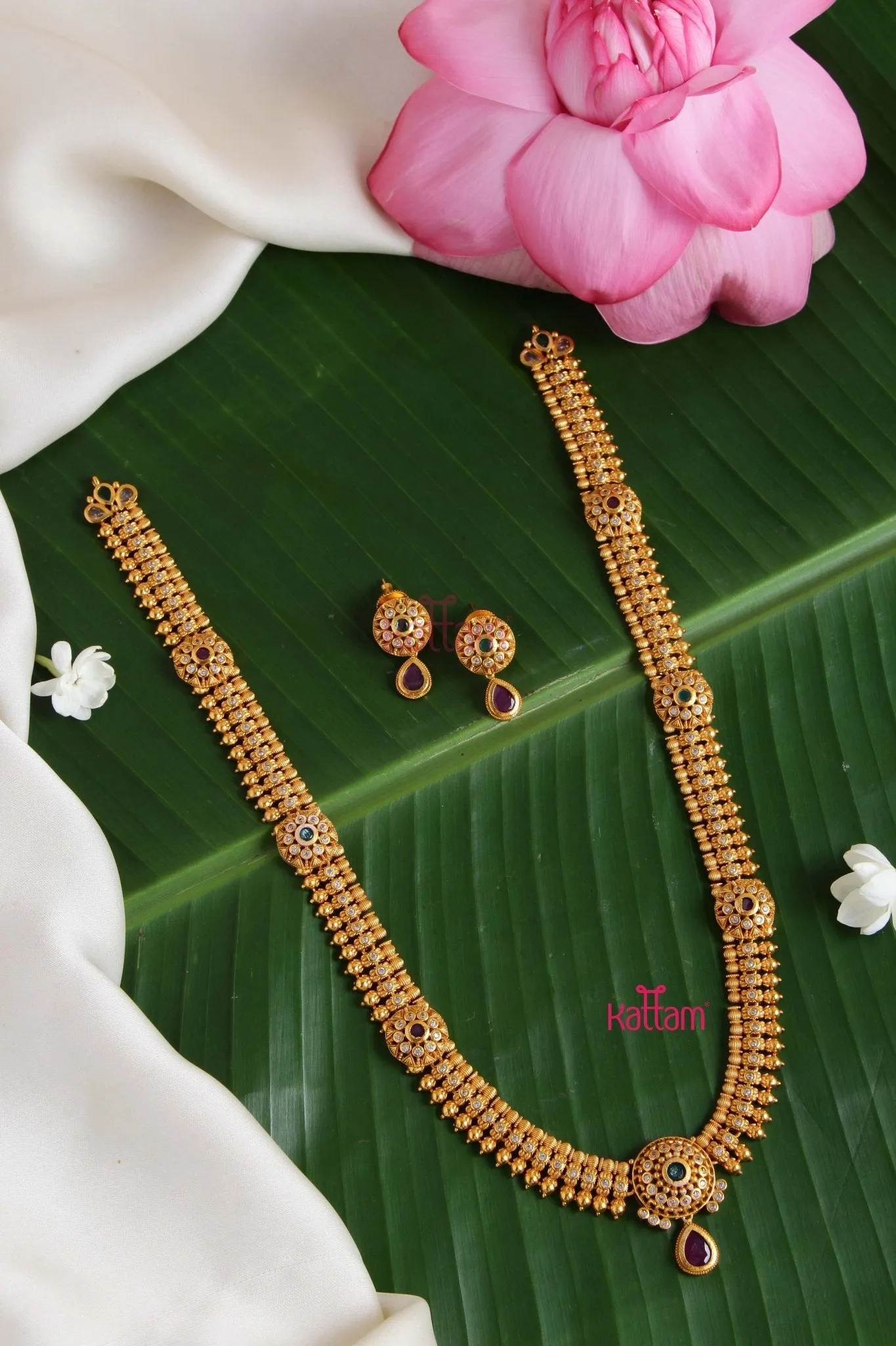 Classic Goldtone Tradional Haram