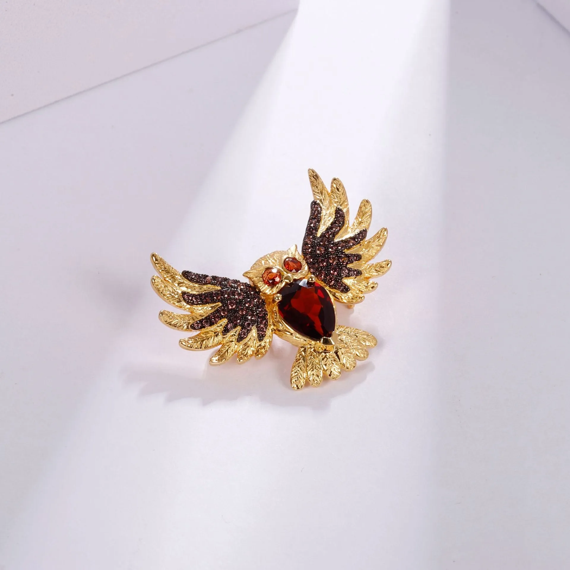 Colourful Treasure Brooch Pendant Dual-use Design Flying Owl Pendant  Silver Necklace for Women