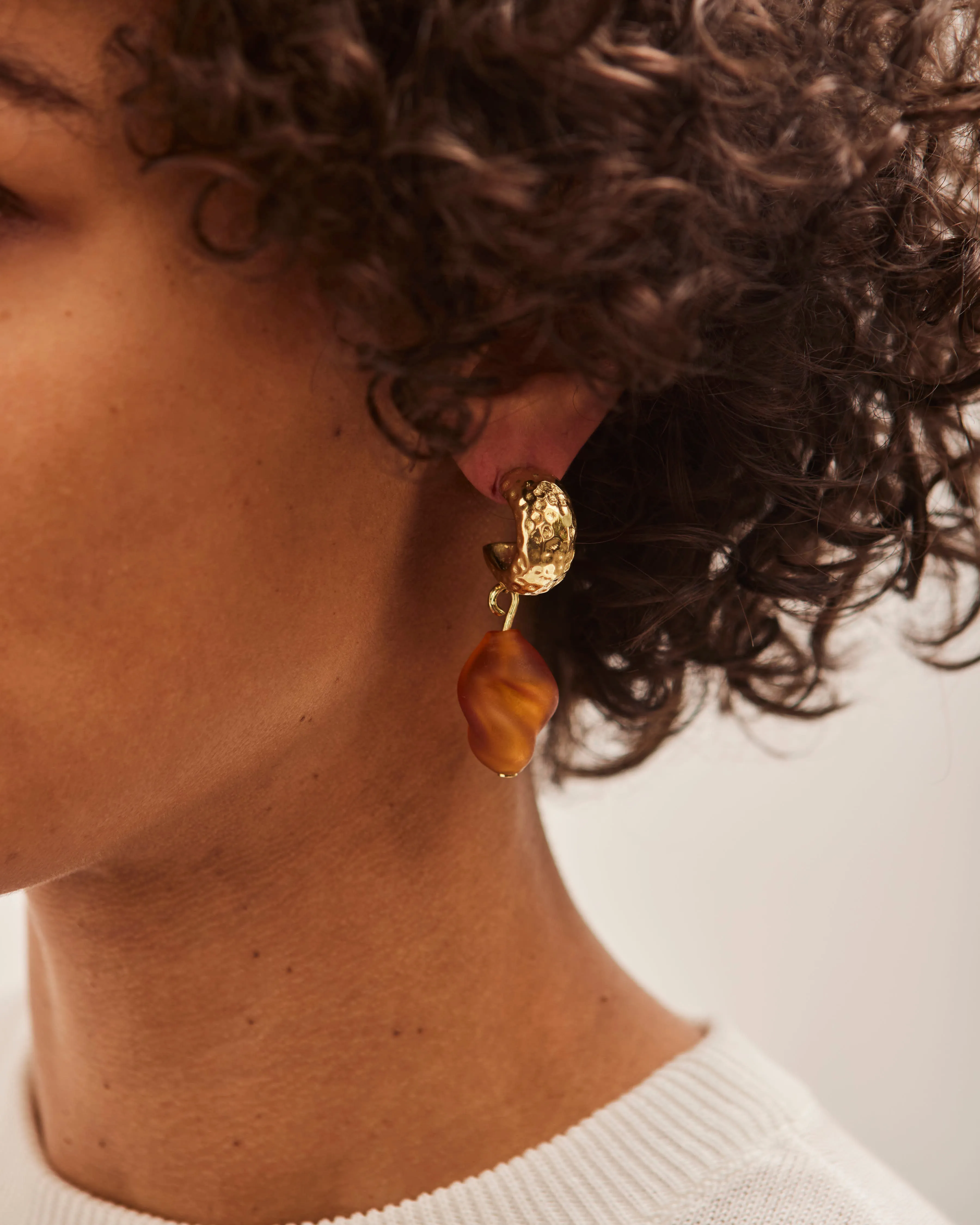 Crescioni Alma Earrings, Amber Matte Glass