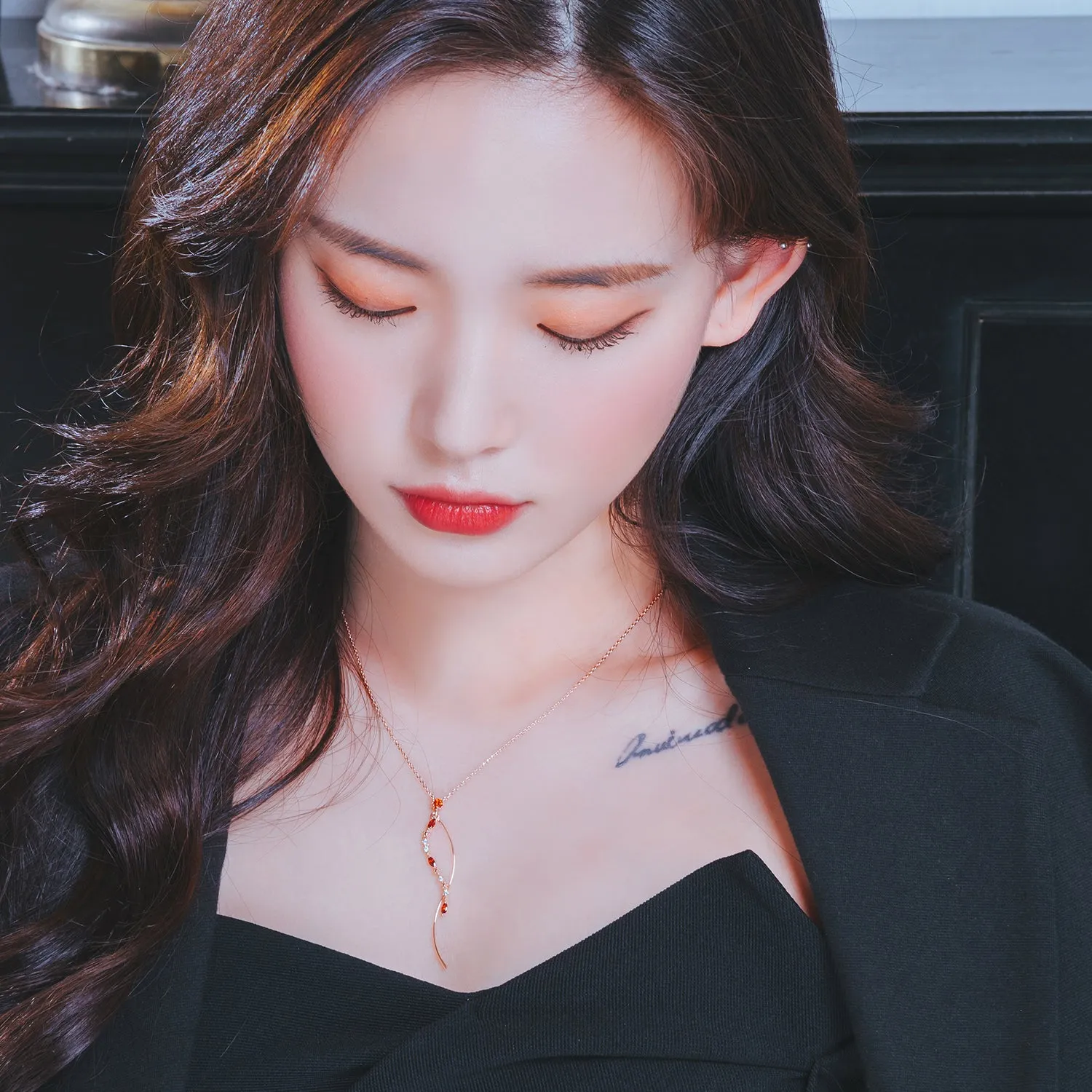 DAILY PARTY Necklace