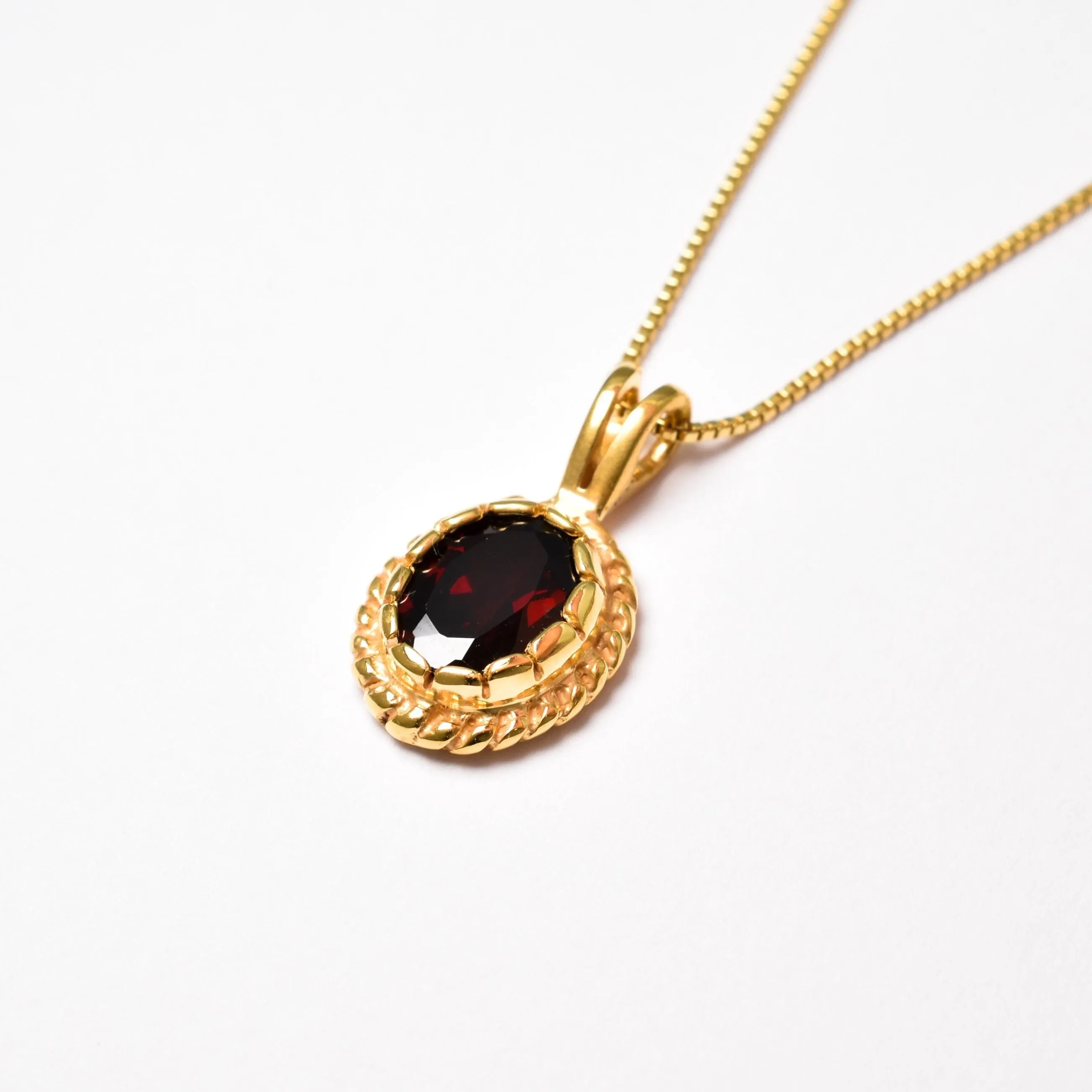 Gold Garnet Pendant - Red Oval Necklace - Vintage Gold Necklace
