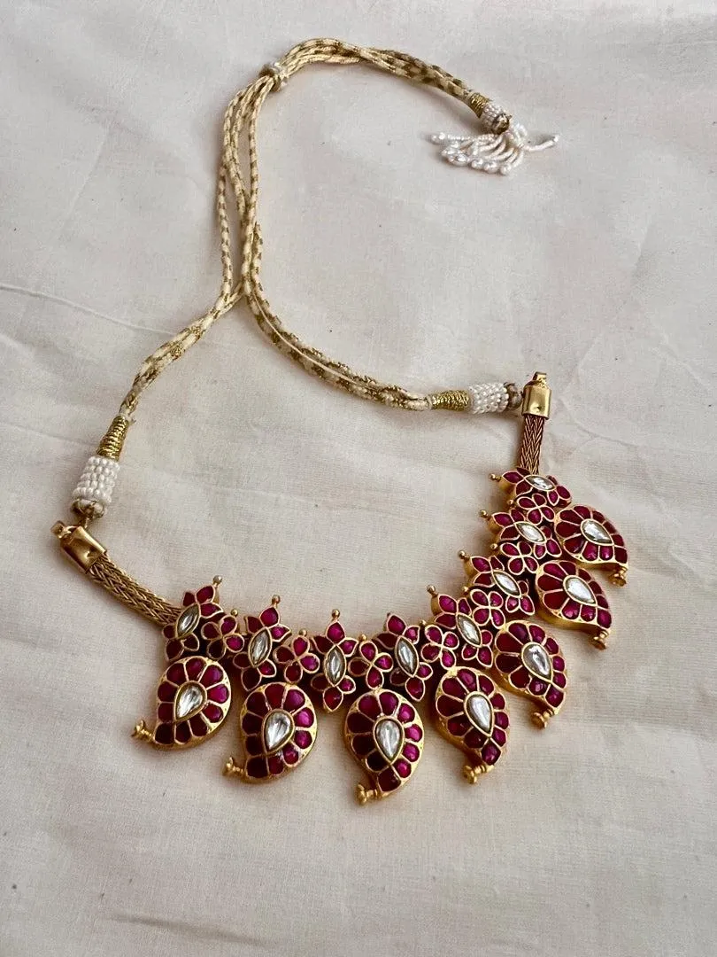Gold polish kundan & ruby paisley necklace