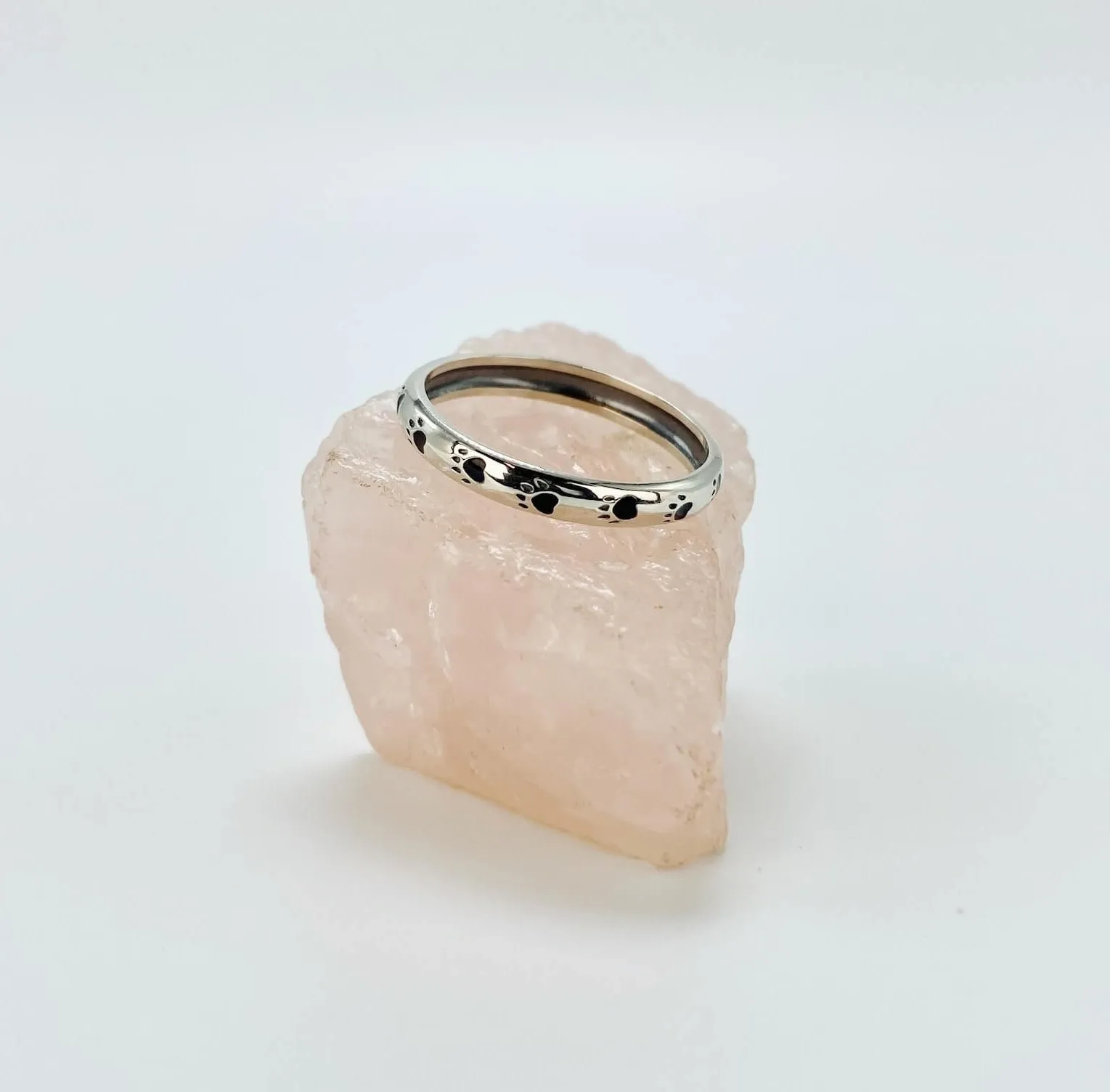 It Doesn't Get More Pawsome Than This Ring