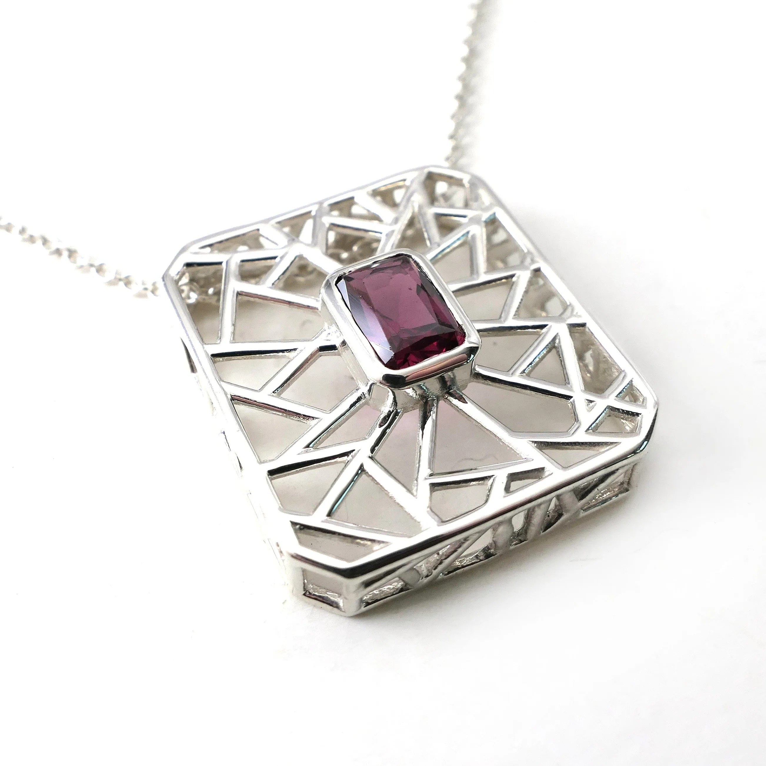 Lattice Amethyst Necklace