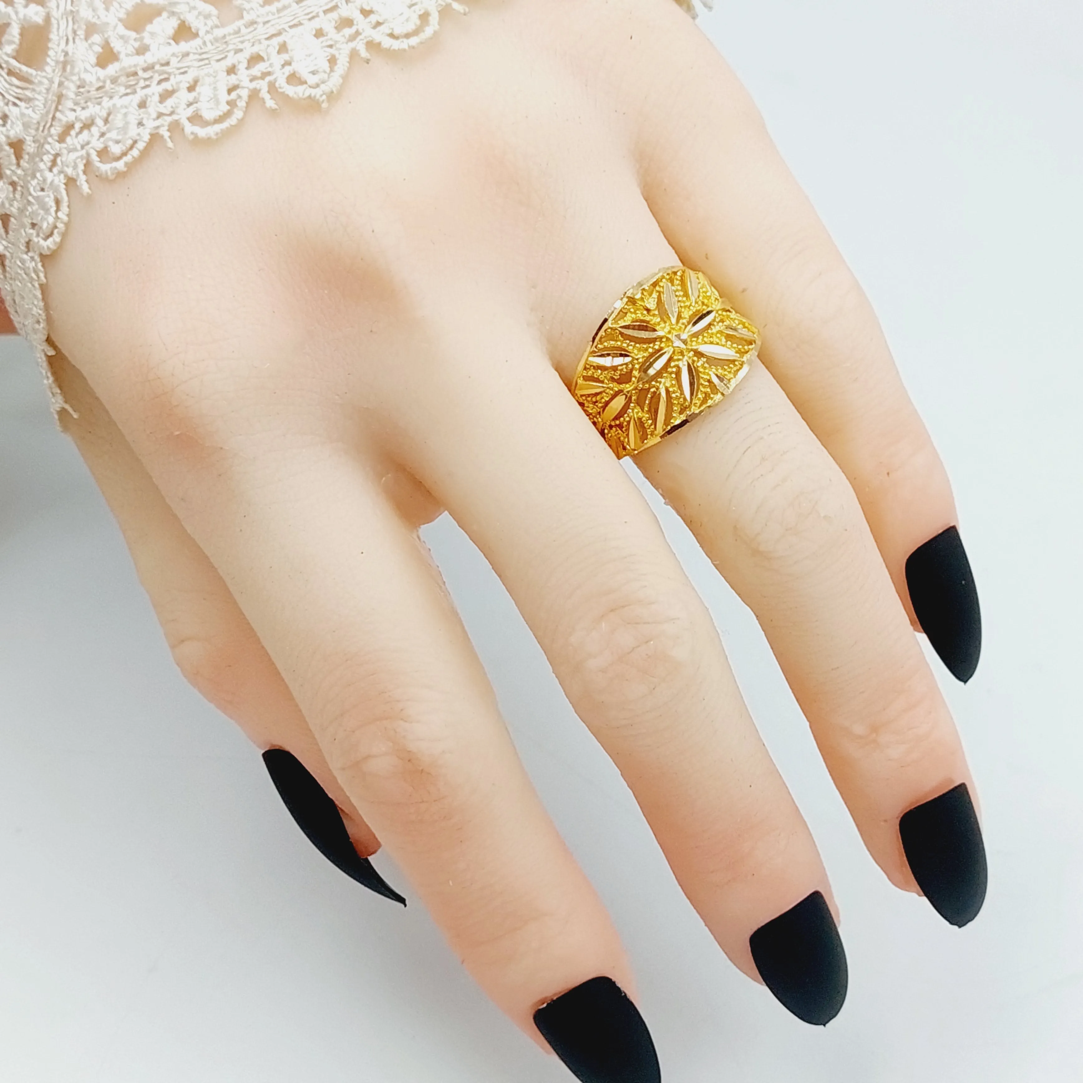 Luxury Spike Ring