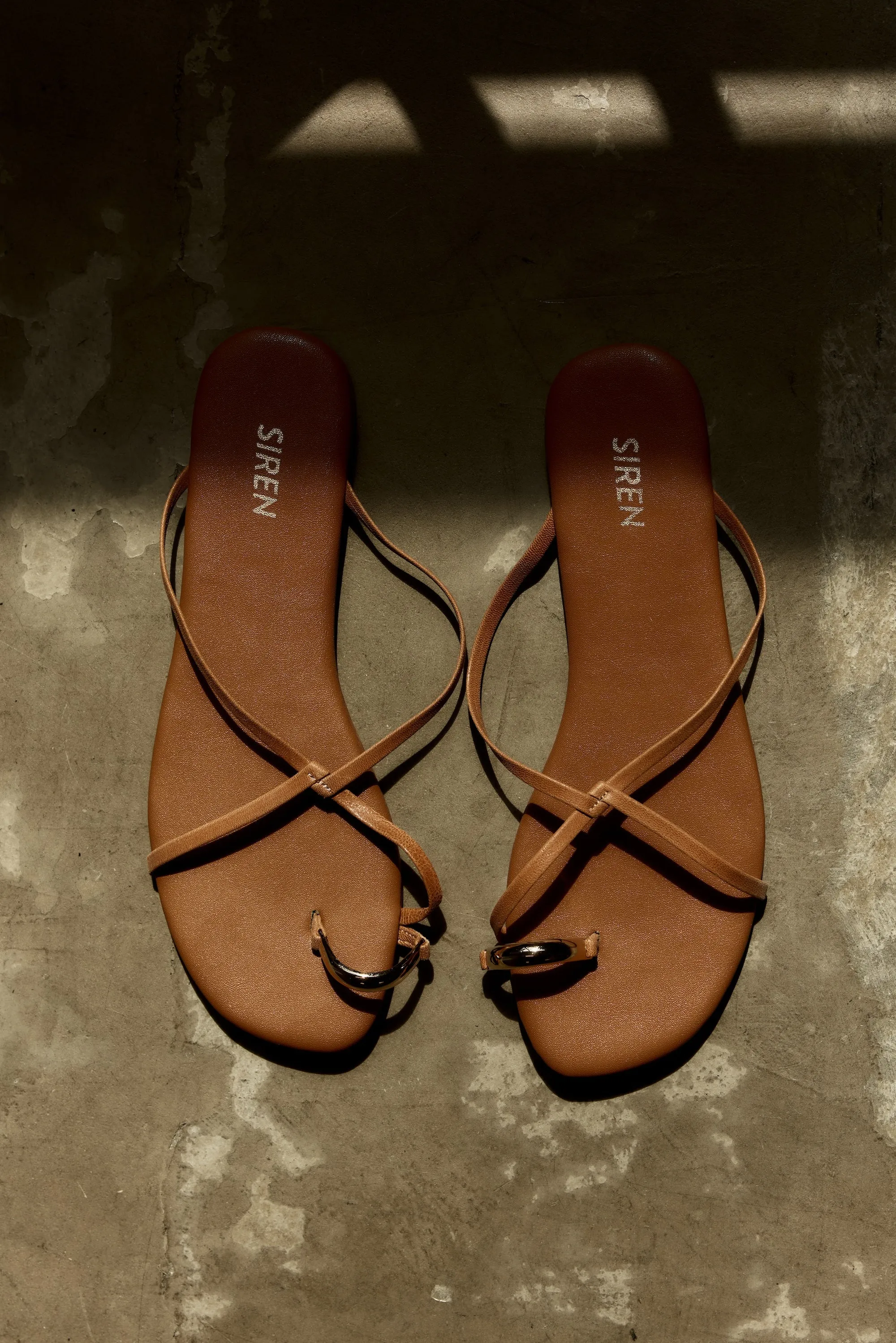 Mikki Flat Strappy Sandals - Tan Leather