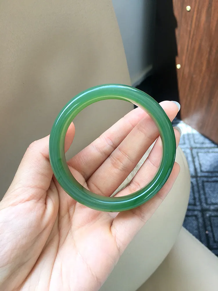 Natural Jade Bangle Nephrite Bangle Internal Diameter 55.1mm NBE015