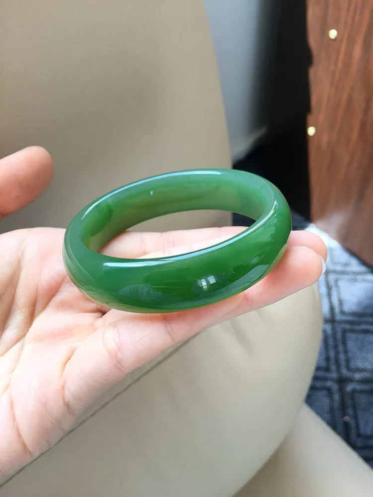 Natural Jade Bangle Nephrite Bangle Internal Diameter 55.1mm NBE015