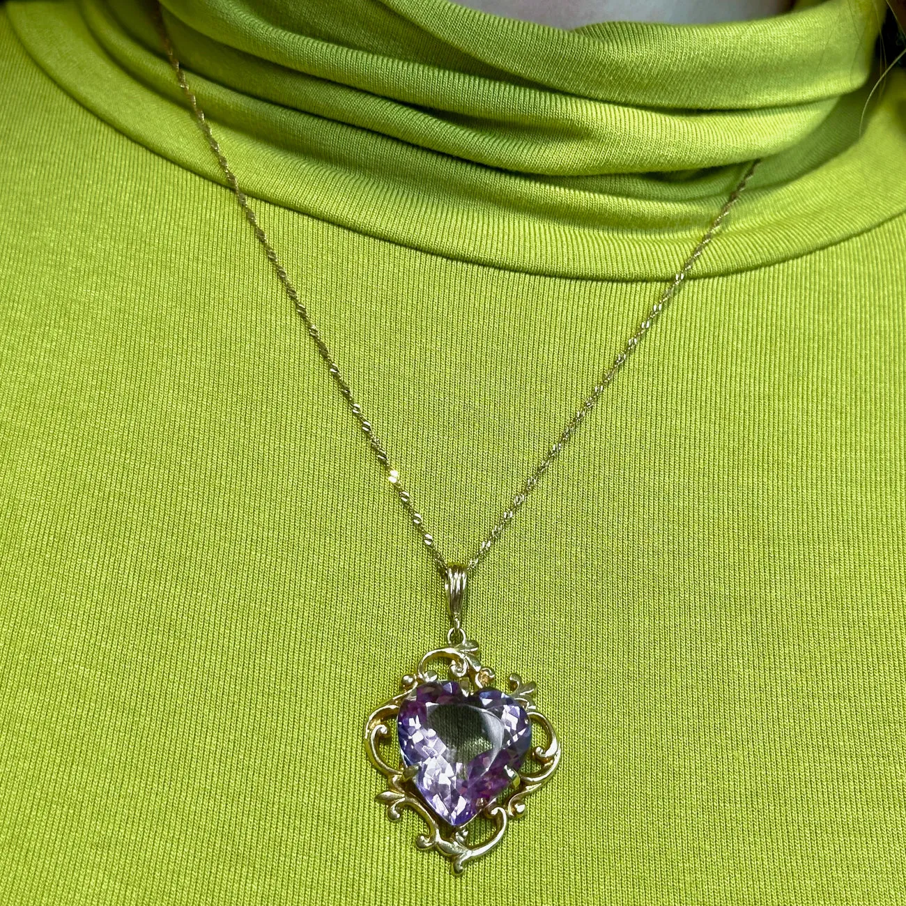 Vintage Amethyst Heart Pendant Necklace 15ct Heart Dated 1975
