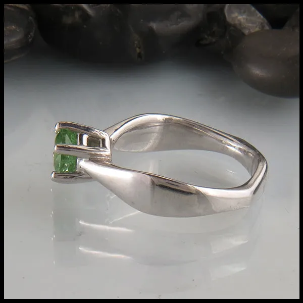 White Gold Ring with Mint Merelani Garnet
